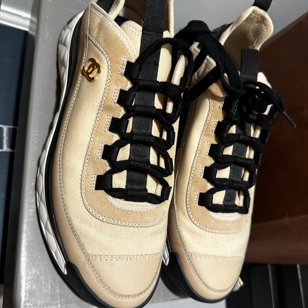 Chanel Low Trainer Sneakers 38.5